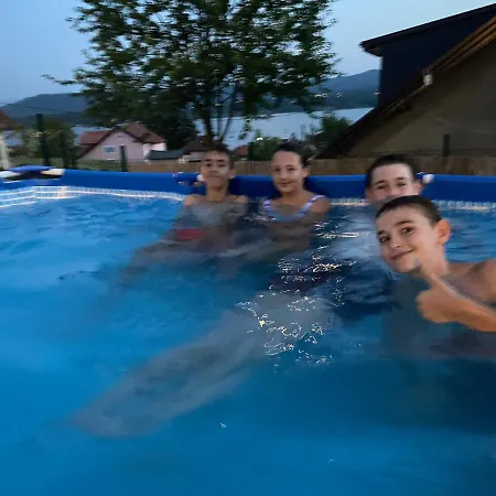 Asja 度假居 Lukavac (Tuzla)